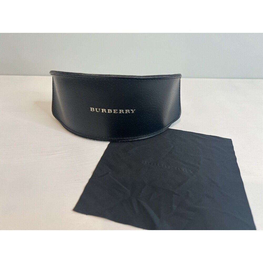 BURBERRY black grained leather  sunglass case, snap fold-over, EUC With Cloth